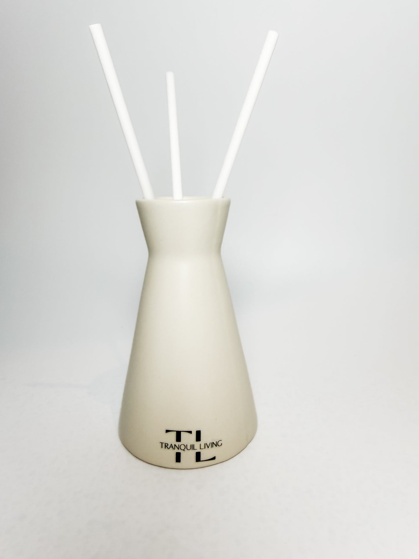 Aura Reed Diffuser - White