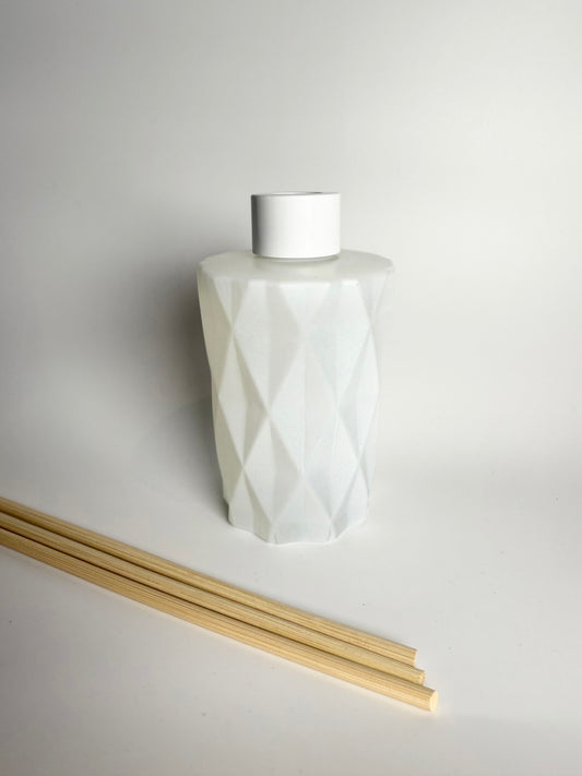 White Diamond Reed Diffuser
